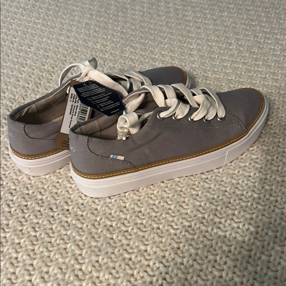 Toms Gray Canvas Sneakers with White Laces - Picture 2 of 3